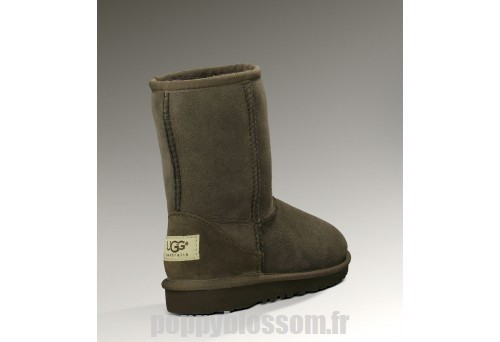 Le client d'abord Ugg-033 Classic Short Bottes de chocolat